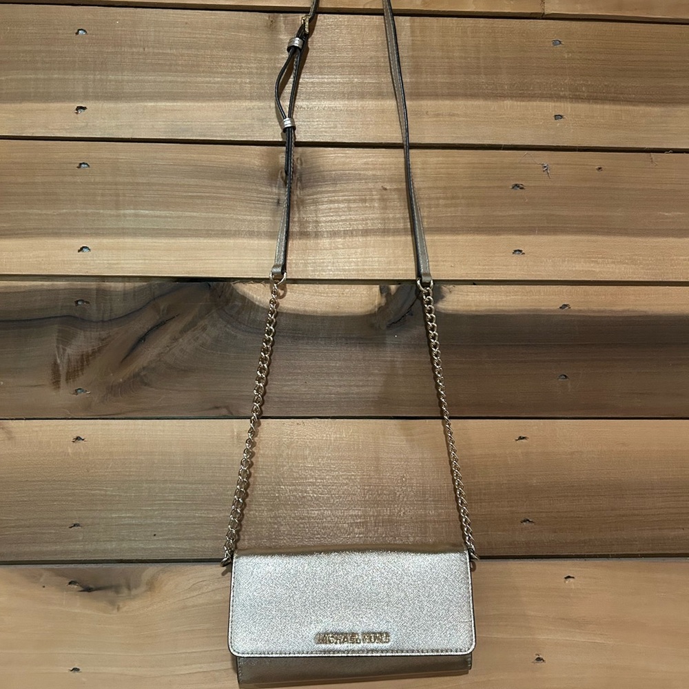 Michael Kors Silver Crossbody Bag with Elegant Chain